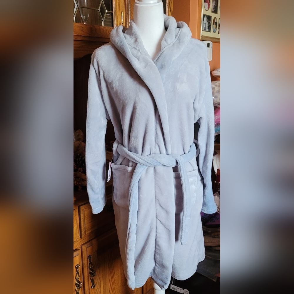 Summer & Rose Plush Grey -Blue Robe. New - Picture 1 of 4